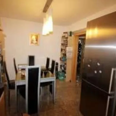 Kwatera prywatna Privat Inkl Eigenem Bad Wc Tv Kostenlosem Wifi Auf Einer Etage Waschmaschine Trockner Gegen Entgelt Nutzbar Bertrandt Ibm 4 Minuten Mercedes 8 Minuten Universitaet Stuttgart 16 Minuten Universitaet Tuebingen 28 Minuten Ein Lidl 140 Meter *